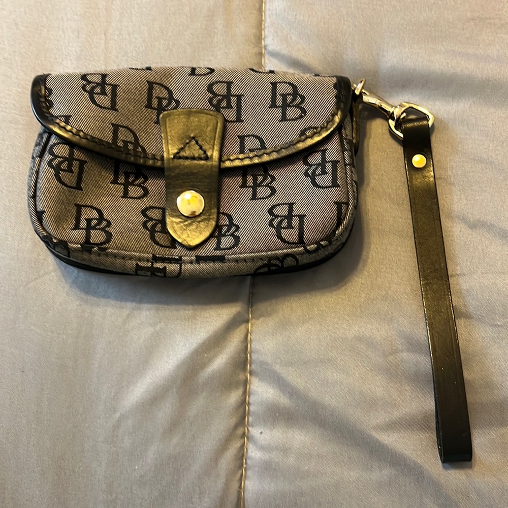 Dooney & Bourke Wristlet